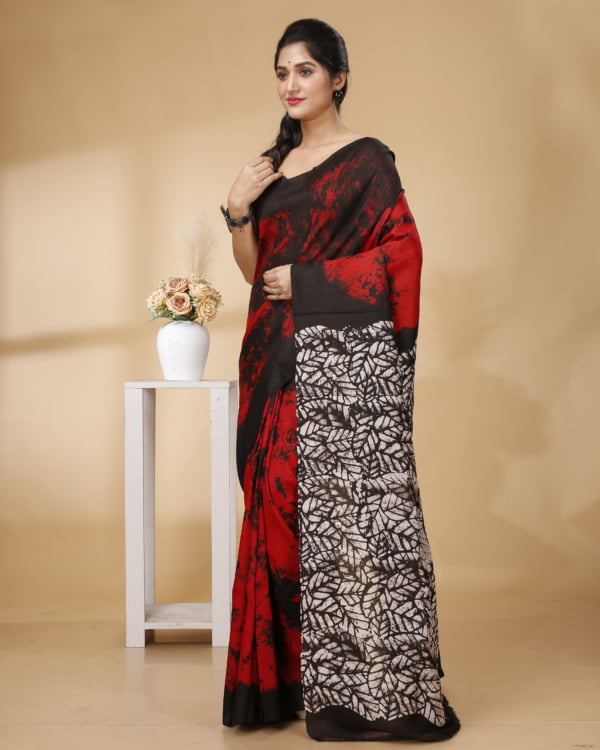 Nakshipar Red & Black Batik Print Murshidabad Silk Saree