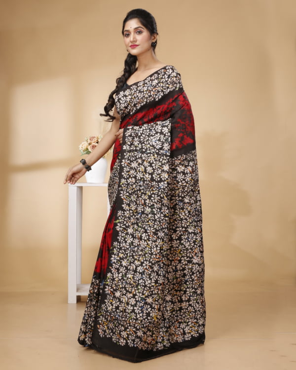 Nakshipar Red & Black With Floral Border & Pallu Saree