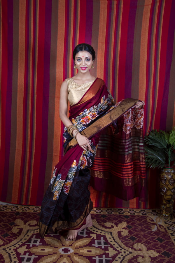 maroon saree with floral print