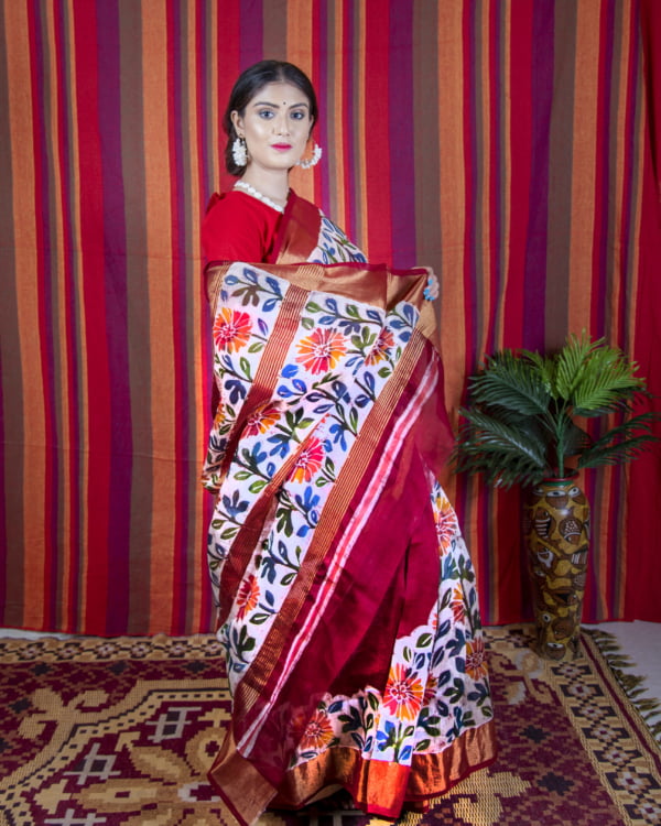 red floral print saree