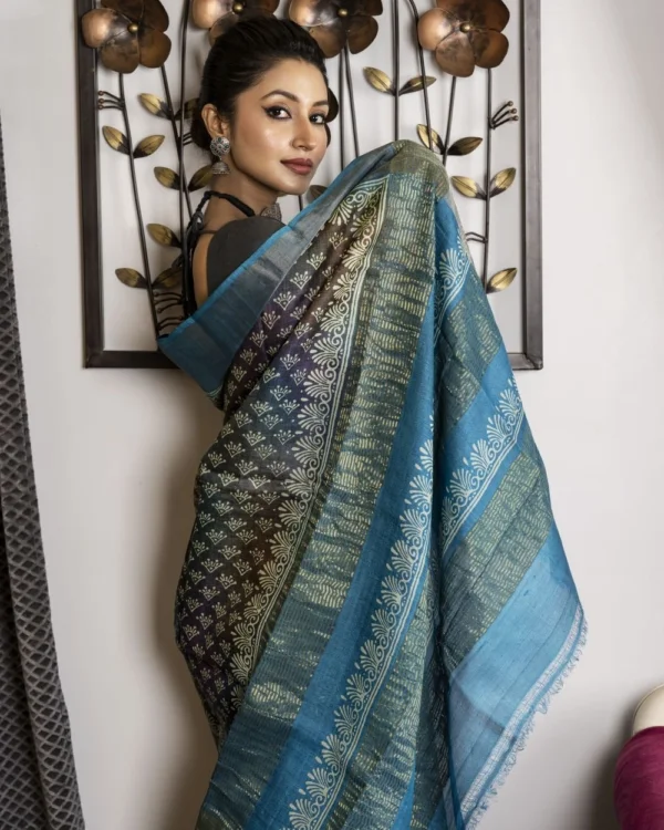 Nakshipar Tussar Saree