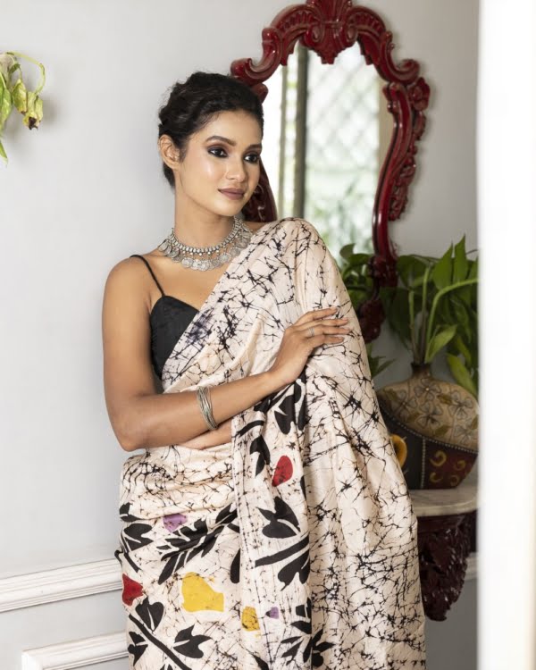 Nakshipar Silk Saree