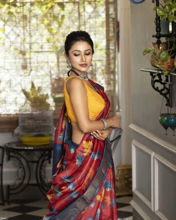 Nakshipar Tussar Saree