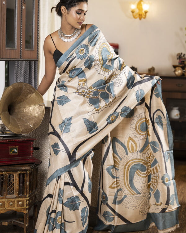 Nakshipar Tussar Saree