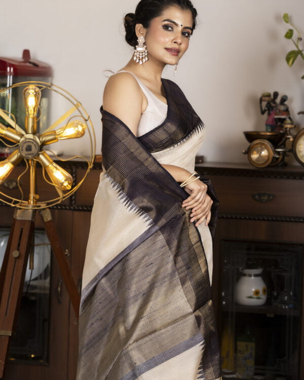 Nakshipar Tussar Saree