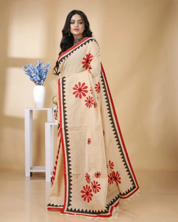 Nakshipar Zari Check Cotton saree with floral Applique