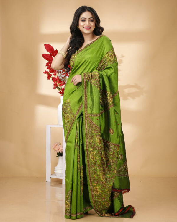 Nakshipar Hand Kashmiri Embroidery on Green Bishnupur Silk Saree