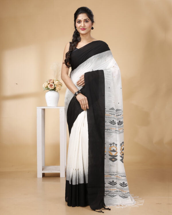 Nakshipar Black Border white base Cotton handloom saree.