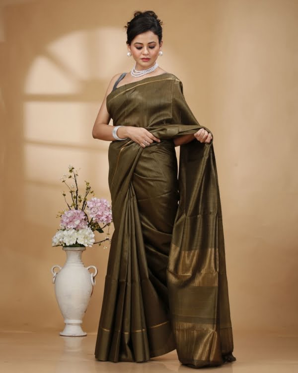 Self Check On Mosh Green Base With Zari Border Silk Saree