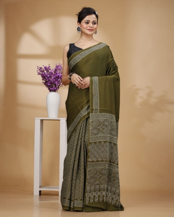 Printed Patli Pallu Mosh Green Color Modal Silk Saree