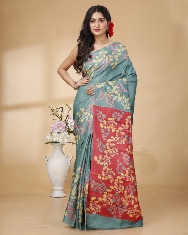 Nakshipar Green Base Multicolour Pagely design Tussar saree